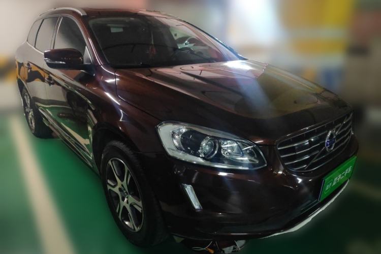 Used Volvo XC60 2013 T5 Zhiya Edition Front Right 45 Deg