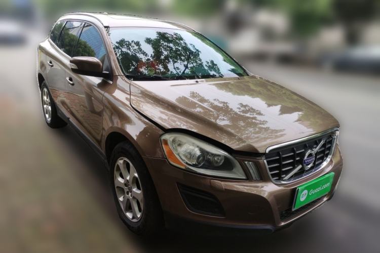 Used Volvo XC60 2013 T5 Zhiya Edition Front Right 45 Deg