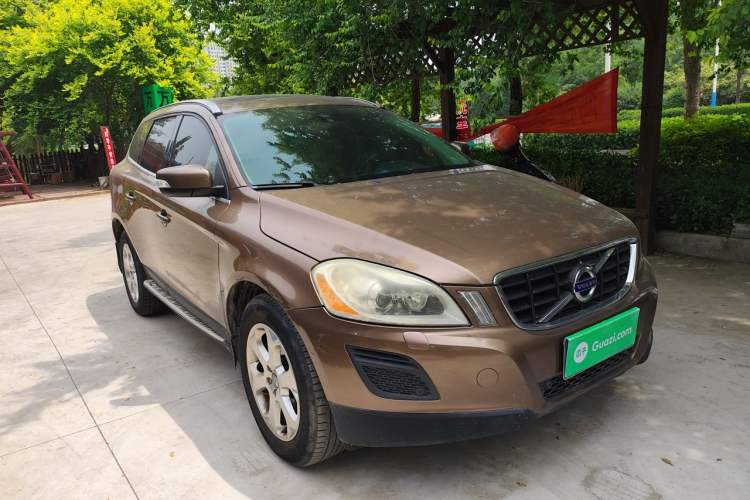 Used Volvo XC60 2013 T5 Zhiya Edition Front Right 45 Deg