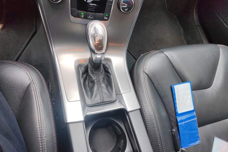 Used Volvo XC60 2013 T5 Zhiya Edition Gear Lever