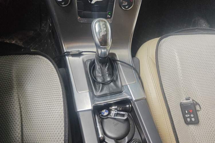 Used Volvo XC60 2013 T5 Zhiya Edition Gear Lever