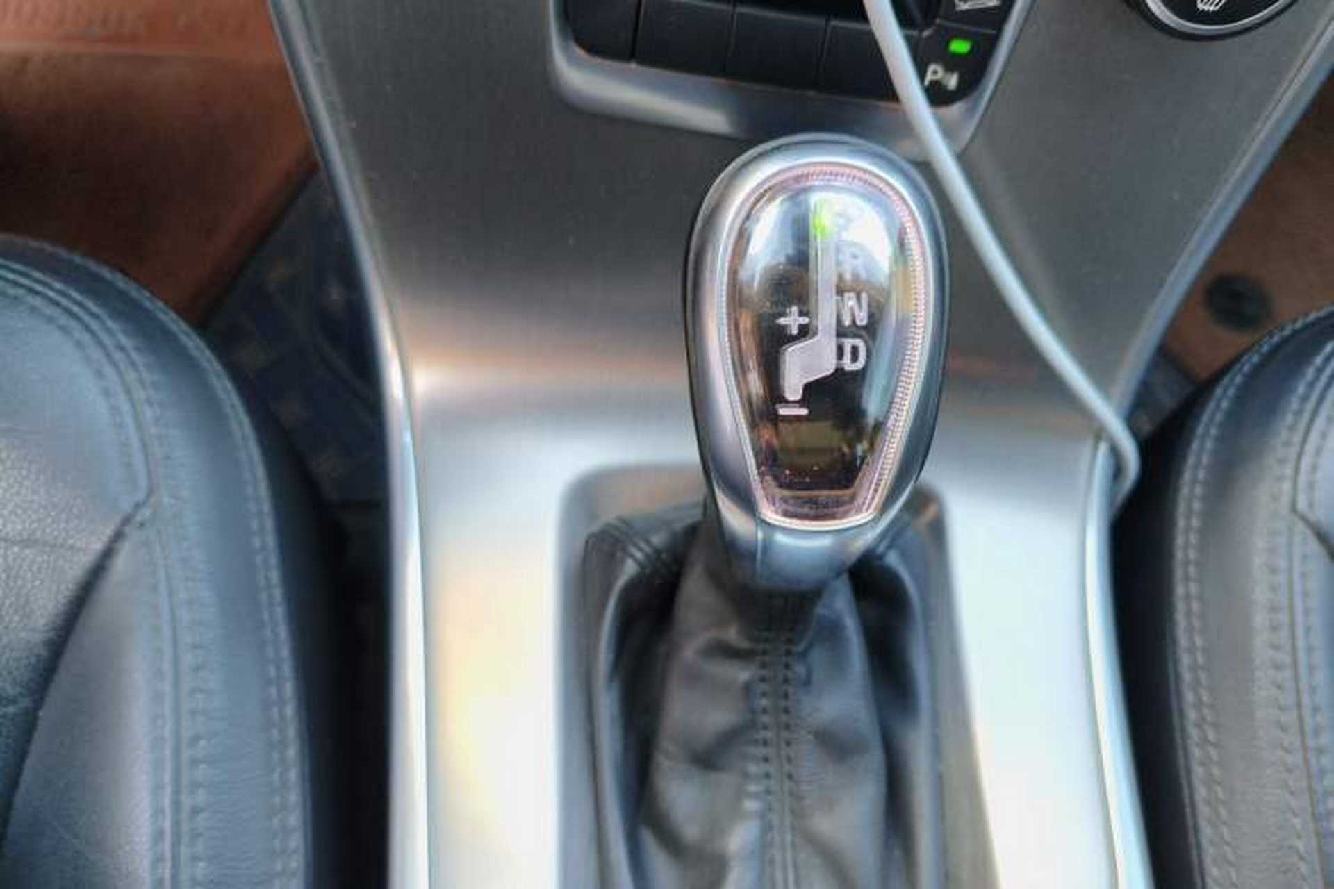 Used Volvo XC60 2013 T6 AWD Comfort Edition Gear Lever