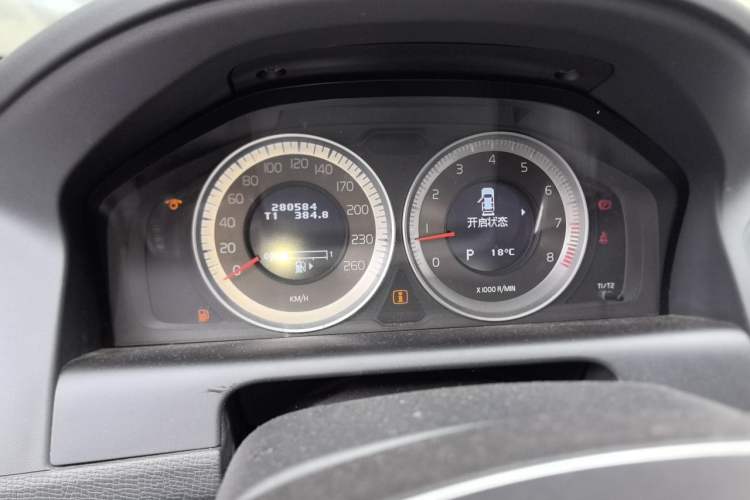 Used Volvo XC60 2013 T5 Zhiya Edition Instrument Cluster