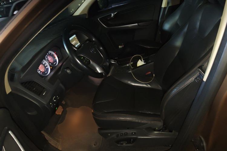 Used Volvo XC60 2013 T5 Comfort Edition Left Front Seat