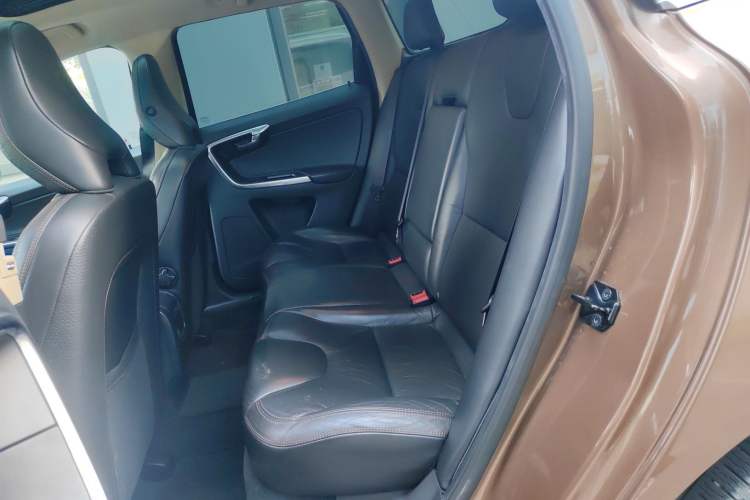 Used Volvo XC60 2013 T5 Zhiya Edition Left Rear Seat
