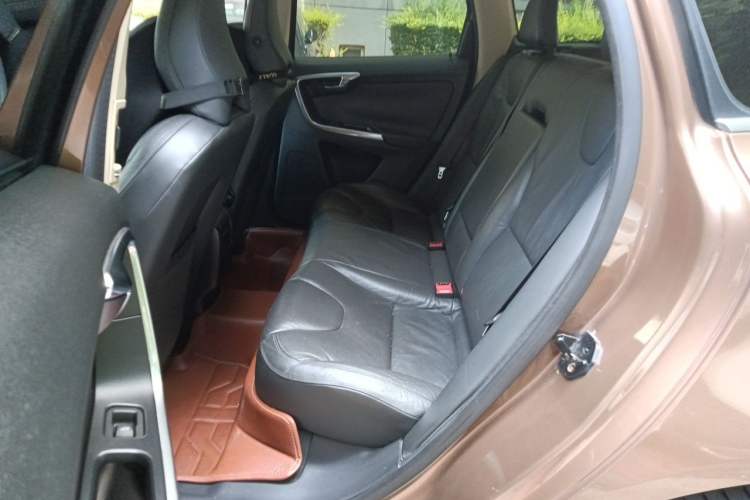 Used Volvo XC60 2013 T6 AWD Comfort Edition Left Rear Seat