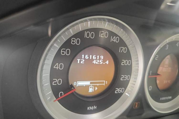 Used Volvo XC60 2013 T5 Zhiya Edition Odometer Close Up