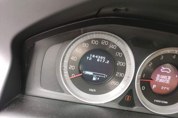 Used Volvo XC60 2013 T5 Zhiya Edition Odometer Close Up