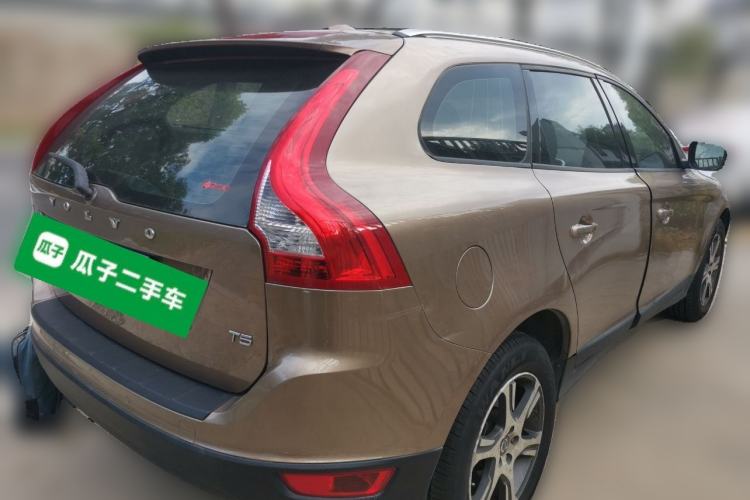 Used Volvo XC60 2013 T5 Comfort Edition Rear Right 45 Deg