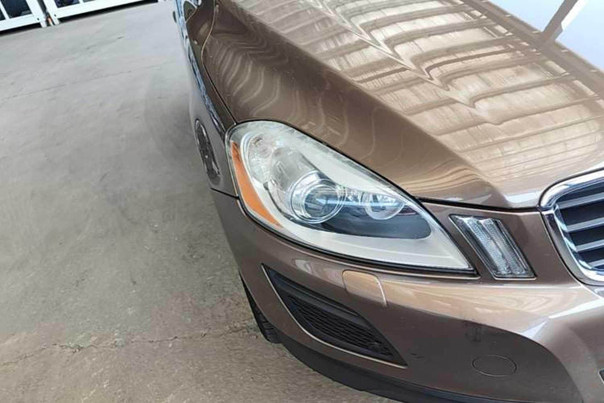 Used Volvo XC60 2013 T6 AWD Comfort Edition Right Front Headlight