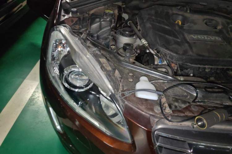 Used Volvo XC60 2013 T5 Zhiya Edition Right Front Headlight