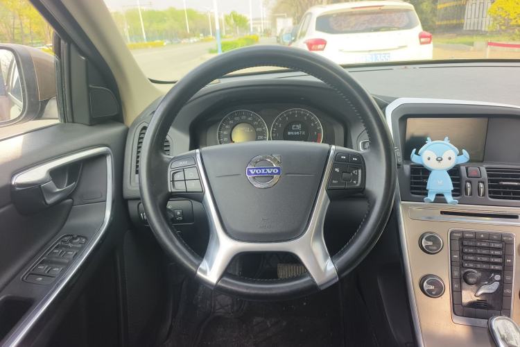Used Volvo XC60 2013 T5 Comfort Edition Steering Wheel