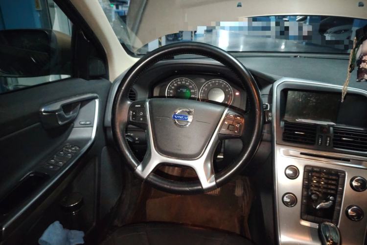 Used Volvo XC60 2013 T5 Comfort Edition Steering Wheel