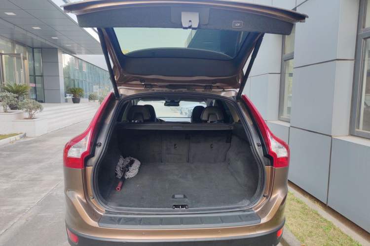 Used Volvo XC60 2013 T5 Zhiya Edition Trunk