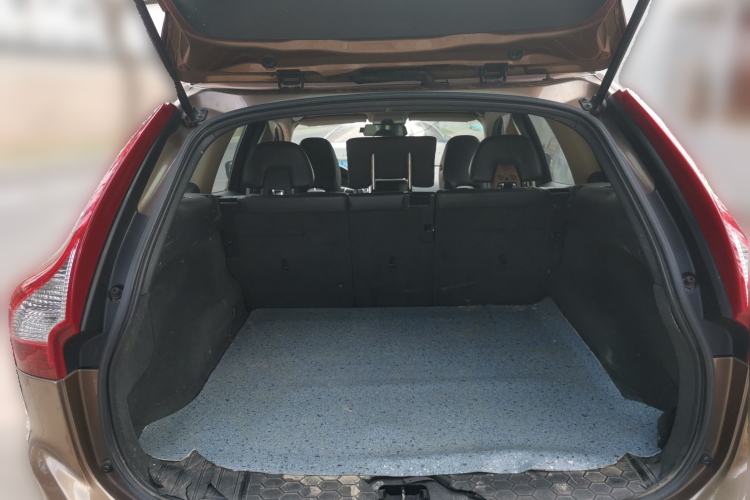 Used Volvo XC60 2013 T5 Comfort Edition Trunk