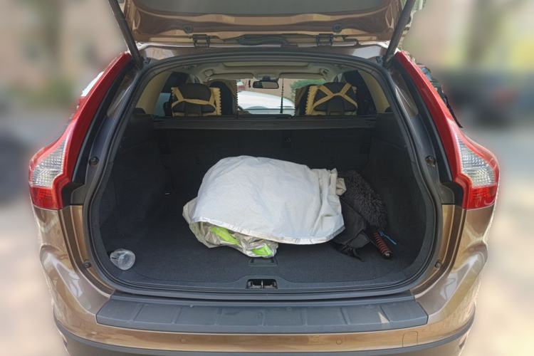 Used Volvo XC60 2013 T5 Zhiya Edition Trunk