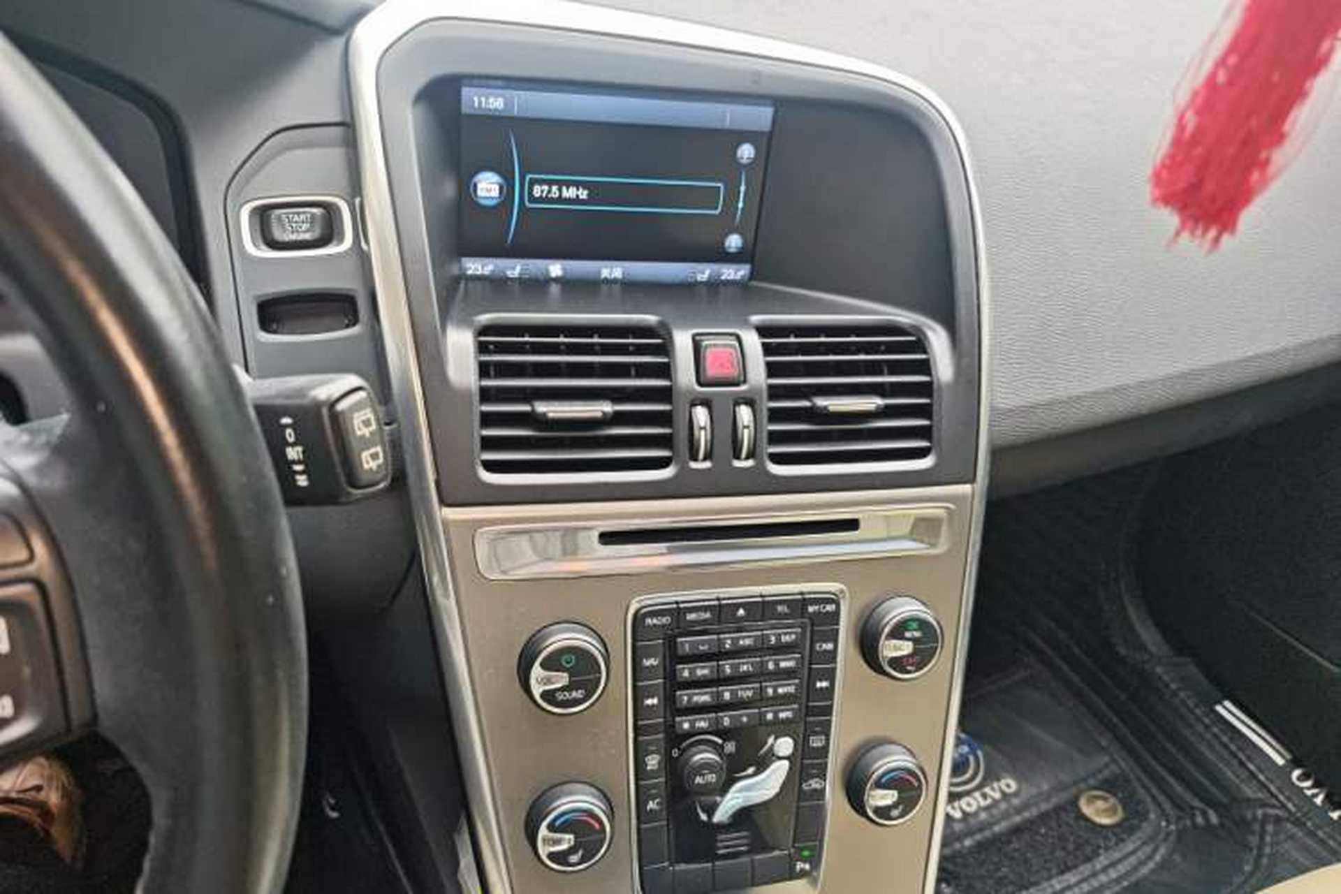 Used Volvo XC60 2013 T5 Zhiya Edition Audio And AC Panel