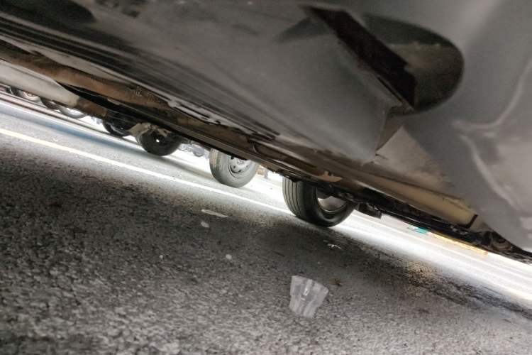 Used Volvo XC60 2013 T5 Comfort Edition Chassis Rear Right