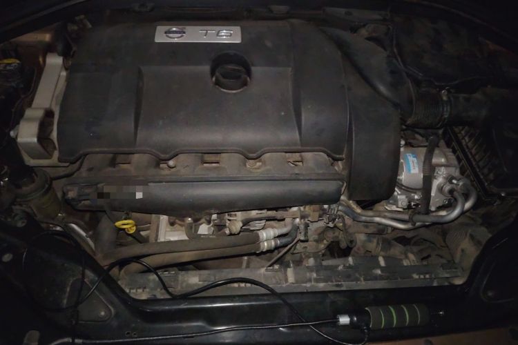 Used Volvo XC60 2013 T6 AWD Comfort Edition Engine Bay