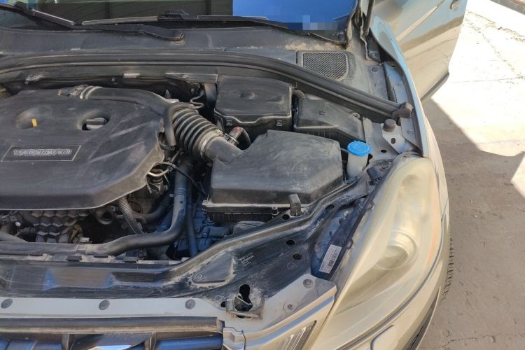 Used Volvo XC60 2013 T5 Comfort Edition Engine Bay Left
