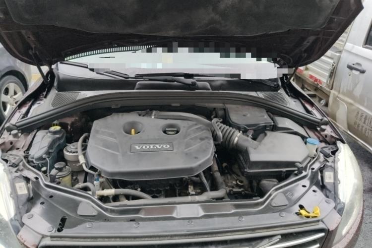 Used Volvo XC60 2013 T5 Comfort Edition Engine Bay