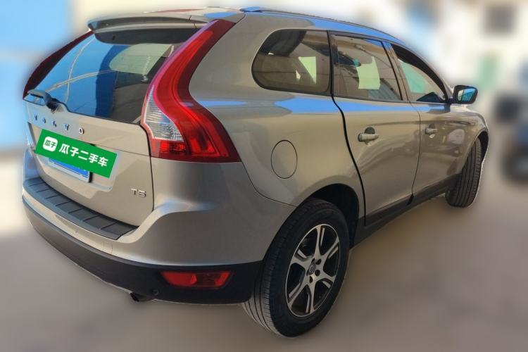 Used Volvo XC60 2013 T5 Comfort Edition Rear Right 45 Deg