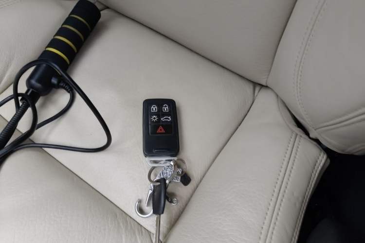 Used Volvo XC60 2013 T5 Comfort Edition Vehicle Key