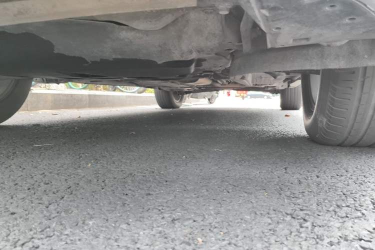 Used Volvo XC60 2013 T5 Zhiya Edition Chassis Front Left