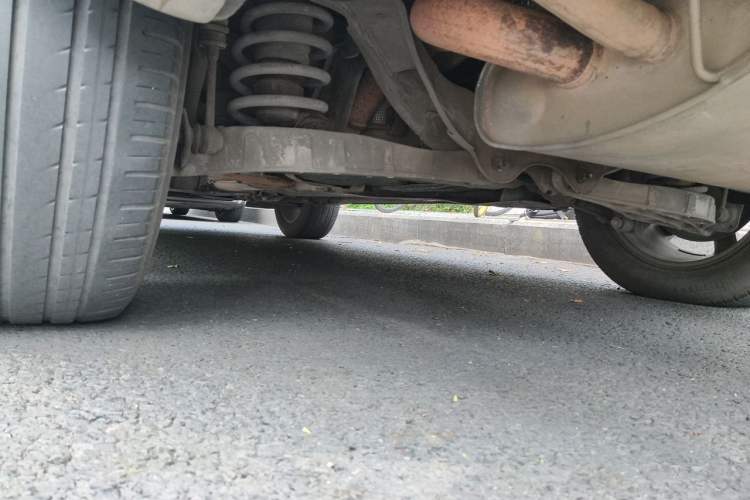 Used Volvo XC60 2013 T5 Zhiya Edition Chassis Rear Left