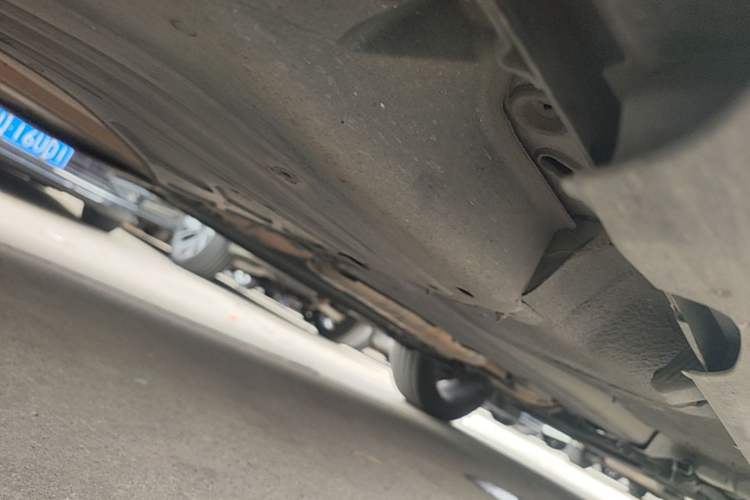 Used Volvo XC60 2013 T6 AWD Comfort Edition Chassis Rear Right