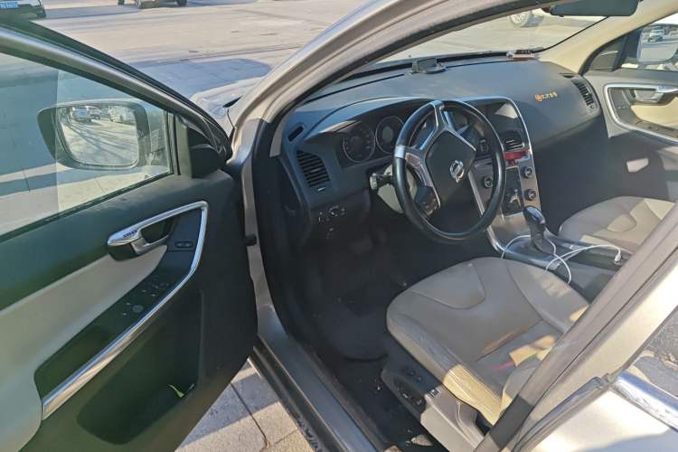 Used Volvo XC60 2013 T6 AWD Comfort Edition Driver Seat