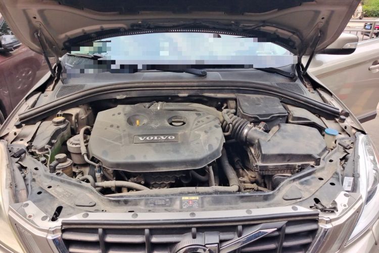 Used Volvo XC60 2013 T5 Zhiya Edition Engine Bay