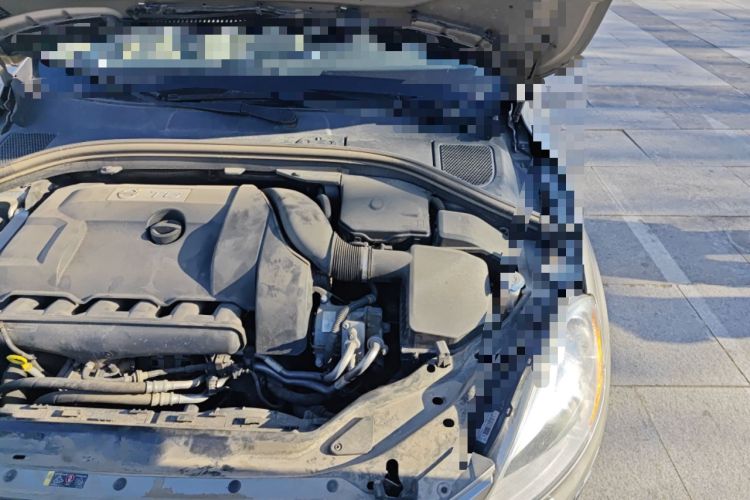 Used Volvo XC60 2013 T6 AWD Comfort Edition Engine Bay Left
