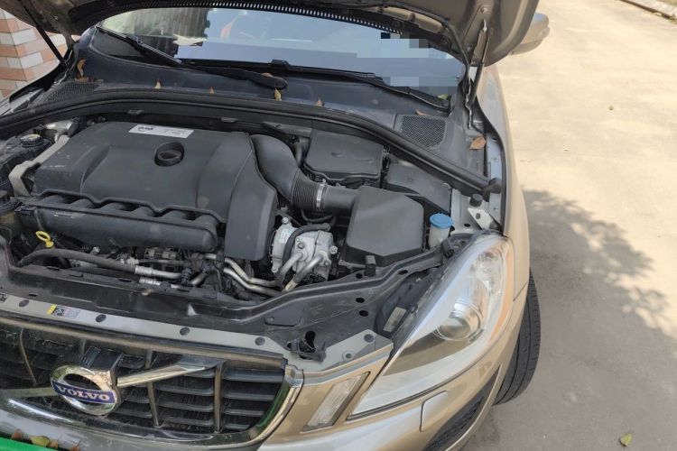Used Volvo XC60 2013 T6 AWD Comfort Edition Engine Bay Left