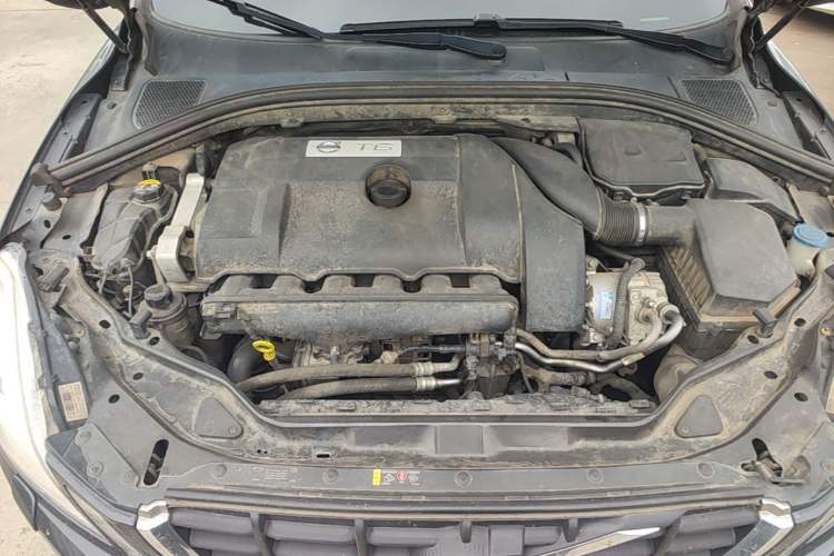 Used Volvo XC60 2013 T6 AWD Comfort Edition Engine Bay