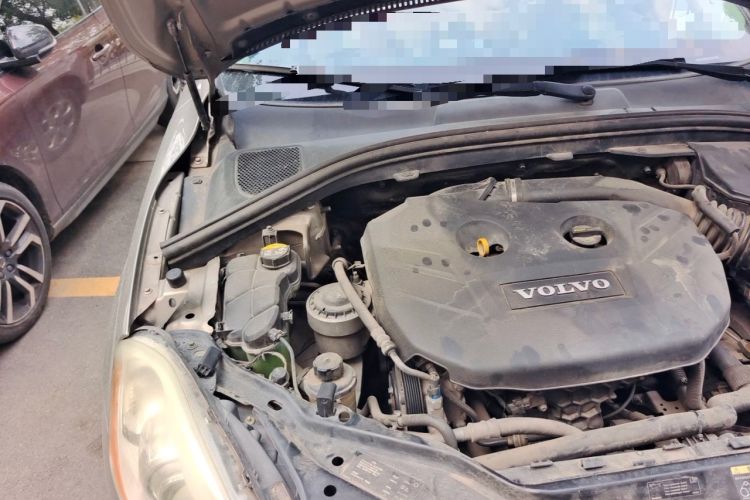 Used Volvo XC60 2013 T5 Zhiya Edition Engine Bay Right