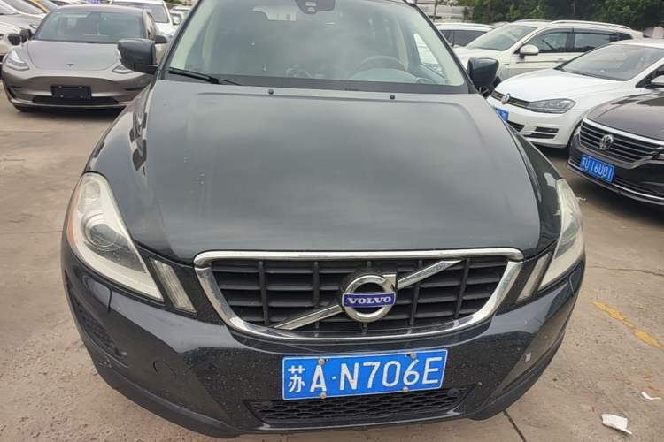Used Volvo XC60 2013 T6 AWD Comfort Edition Front