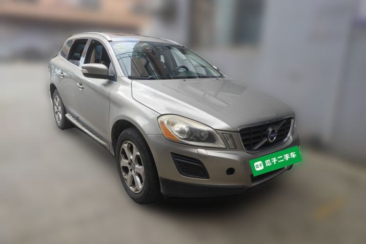 Used Volvo XC60 2013 T5 Zhiya Edition Front Right 45 Deg