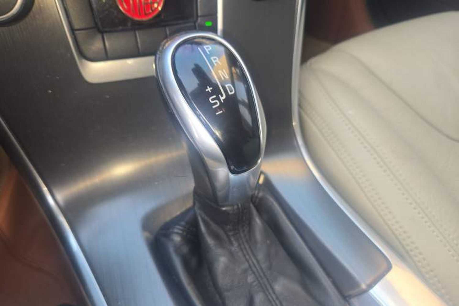 Used Volvo XC60 2013 T5 Comfort Edition Gear Lever