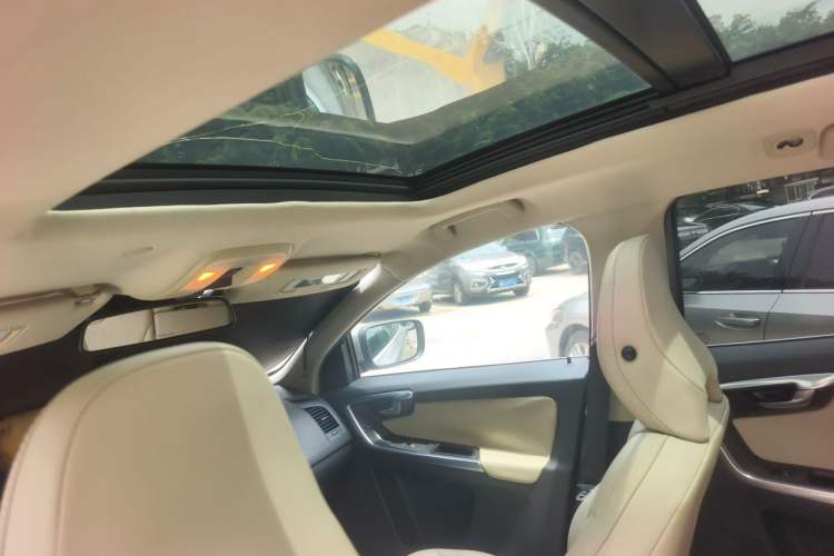Used Volvo XC60 2013 T5 Zhiya Edition Headliner