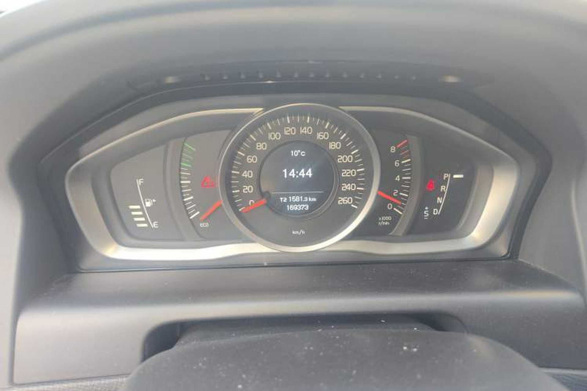 Used Volvo XC60 2013 T5 Comfort Edition Instrument Cluster