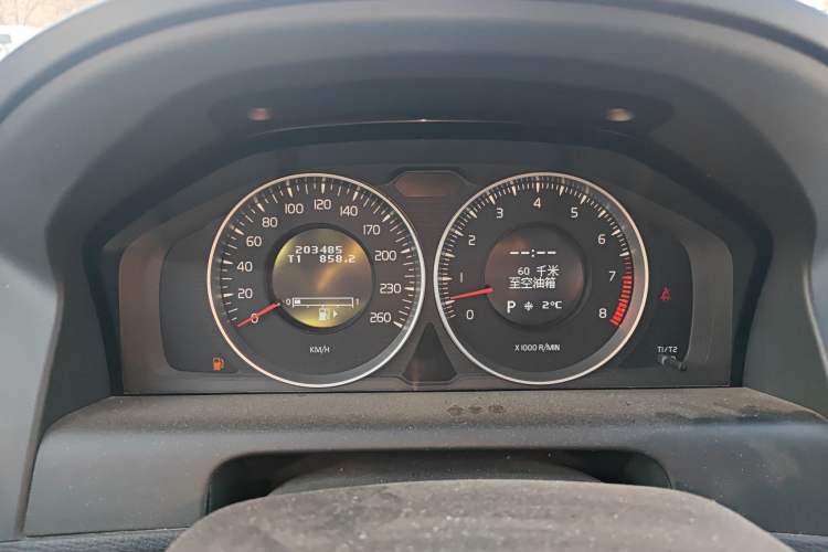 Used Volvo XC60 2013 T6 AWD Comfort Edition Instrument Cluster