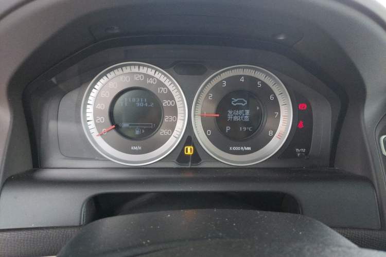 Used Volvo XC60 2013 T5 Zhiya Edition Instrument Cluster