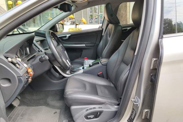 Used Volvo XC60 2013 T5 Zhiya Edition Left Front Seat