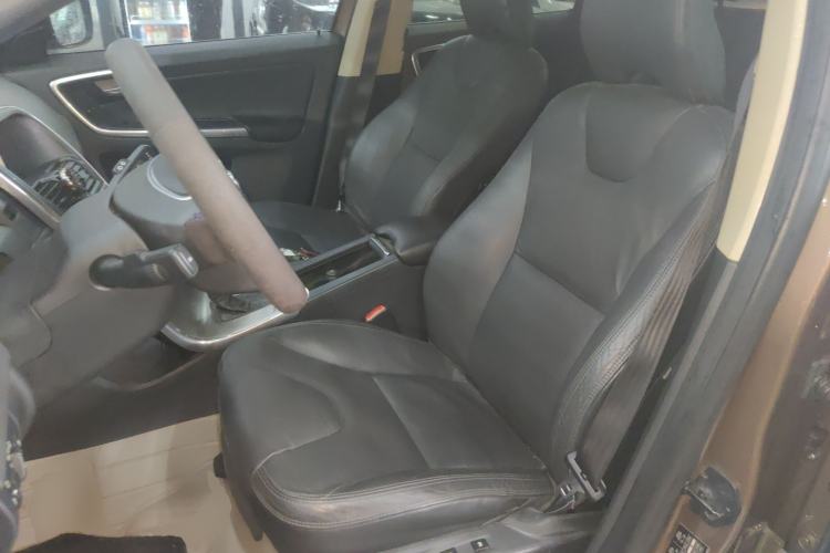 Used Volvo XC60 2013 T5 Zhiya Edition Left Front Seat