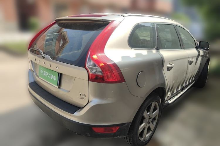 Used Volvo XC60 2013 T6 AWD Comfort Edition Rear Right 45 Deg