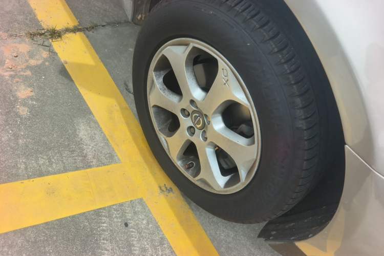 Used Volvo XC60 2013 T5 Zhiya Edition Right Front Wheel Hub