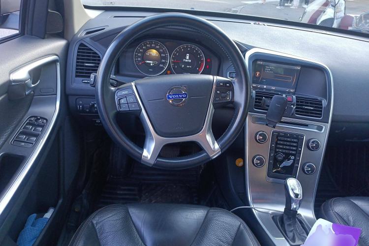 Used Volvo XC60 2013 T5 Comfort Edition Steering Wheel
