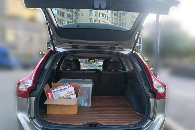 Used Volvo XC60 2013 T5 Comfort Edition Trunk