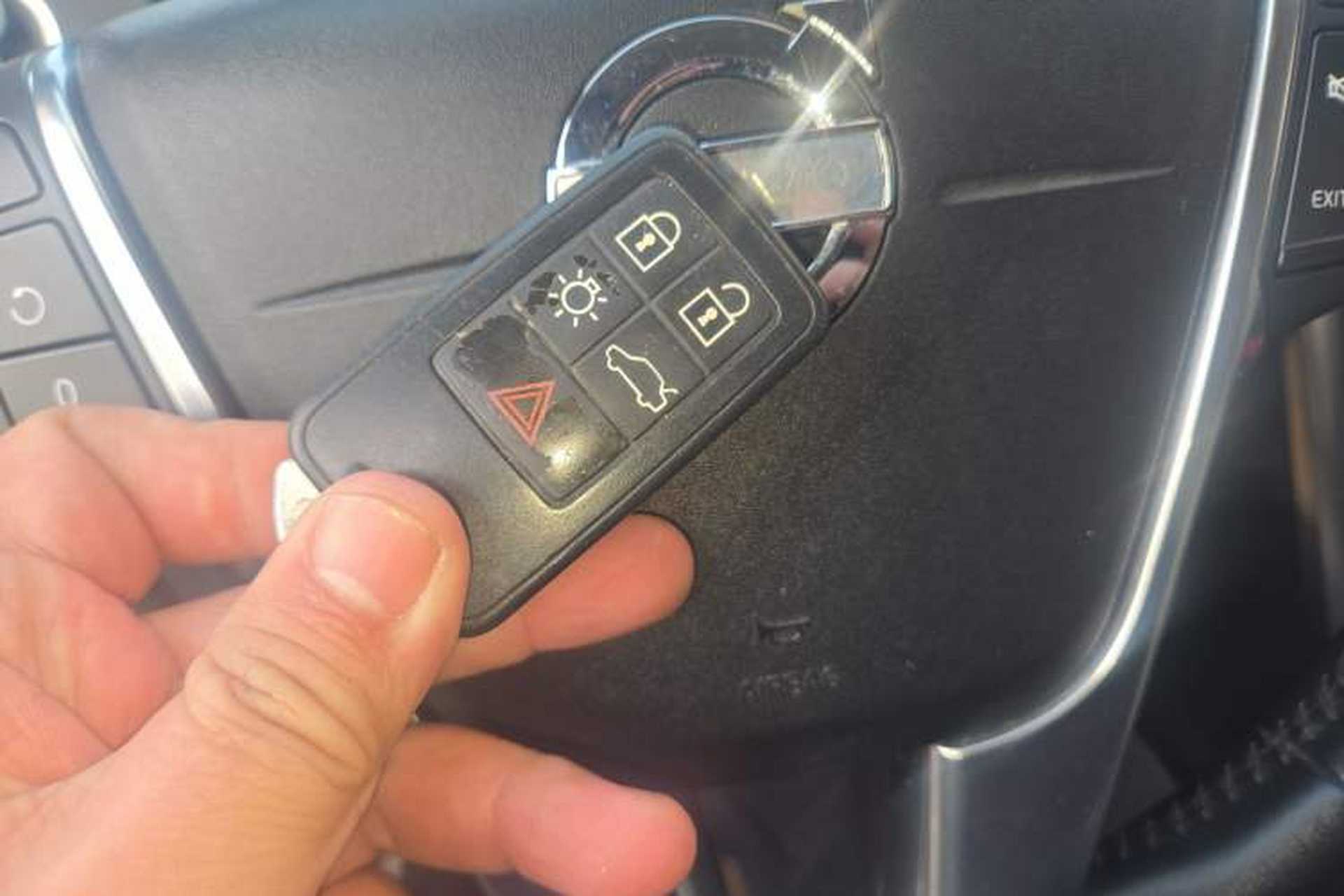 Used Volvo XC60 2013 T5 Comfort Edition Vehicle Key